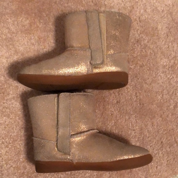 Sparkly UGG size 9 - Picture 3 of 7
